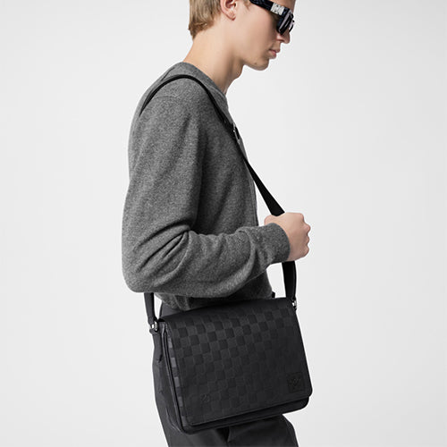 루이비통 디스트릭트 PM 다미에 인피니 블랙