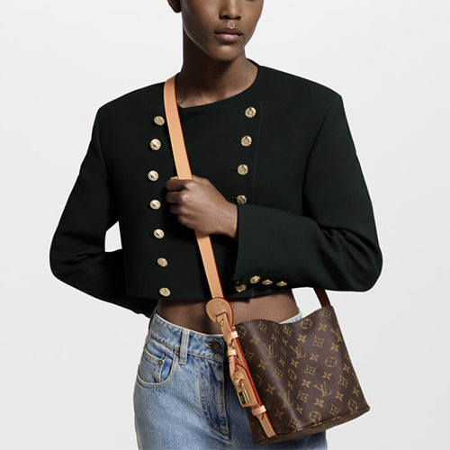 루이비통 올 인 BB 핸드크로스백