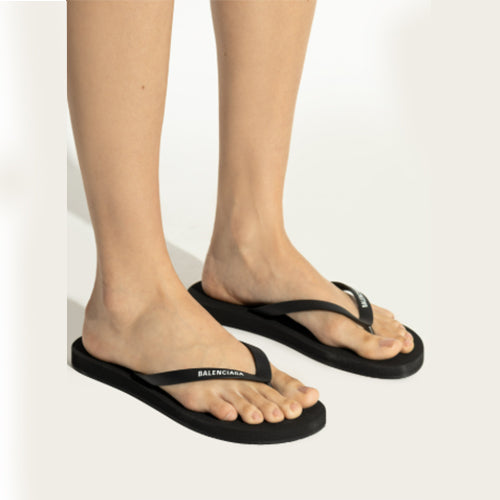 발렌시아가 로고 통(THONG) 샌들 블랙