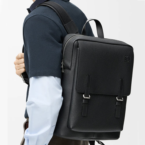 로에베 밀리터리 백팩 블랙