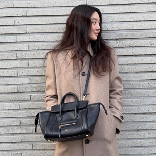 셀린느 스마일링 뉴 러기지 서플 핸드 크로스백 블랙  (수지,정려원 착용)